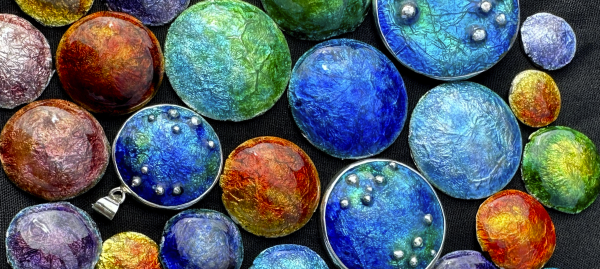  Introduction to Enamelling: Make a Pendant or Keyring 